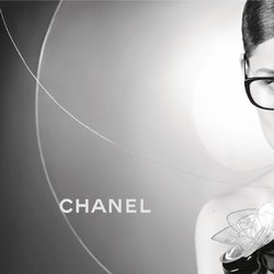 Laetitia Casta, imagen de la colección primavera/verano 2013 de gafas de sol de Chanel