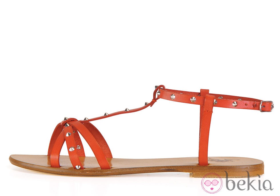 Sandalia plana roja de la colección femenina primavera/verano 2013 de U.S. Polo Assn.