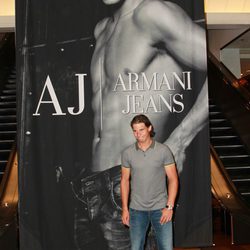 Rafa Nadal presenta la nueva campaña de Armani Jeans