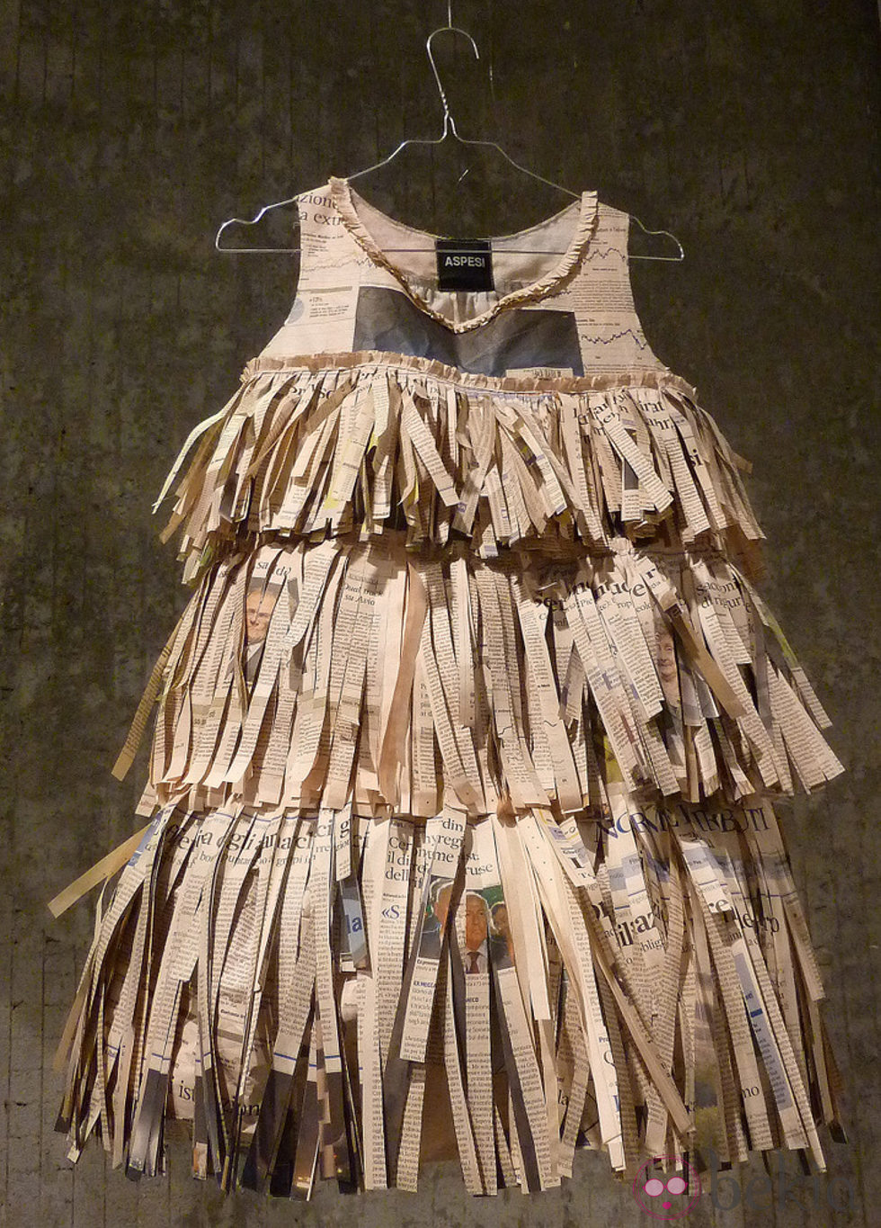Vestidos de papel de Aspesi - Galería en Bekia Moda