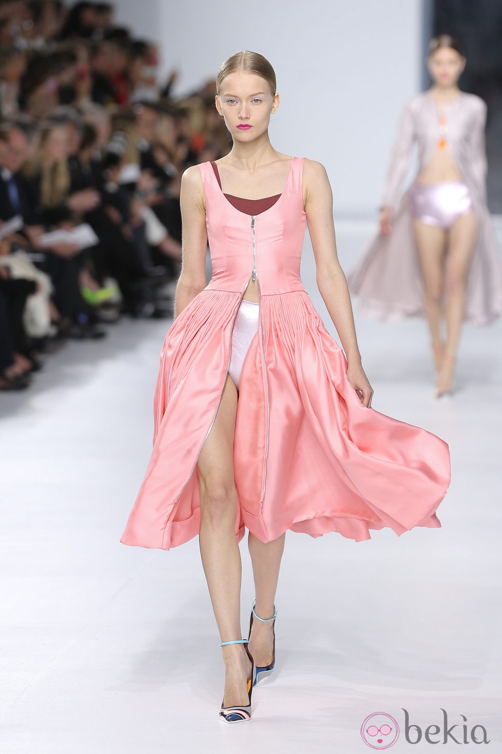 Vestido rosa de la colección crucero 2014 de Dior