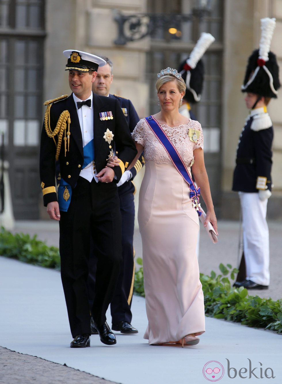 La Condesa de Wessex con un vestido rosa palo en la boda de Magdalena de Suecia y Chris O'Neill