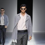 Look de la colección primavera/verano 2014 de Emporio Armani en la Semana de la Moda de Milán