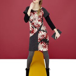 Vestido con estampado floral de la colección otoño/invierno 2013/2014 de Smash!