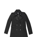 Abrigo negro de la colección otoño/invierno 2013 de Lois