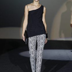 Pantalón print de la colección primavera/verano 2014 de Roberto Verino en Madrid Fashion Week