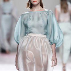 Falda y camisa de la colección primavera/verano 2014 de Duyos en Madrid Fashion Week