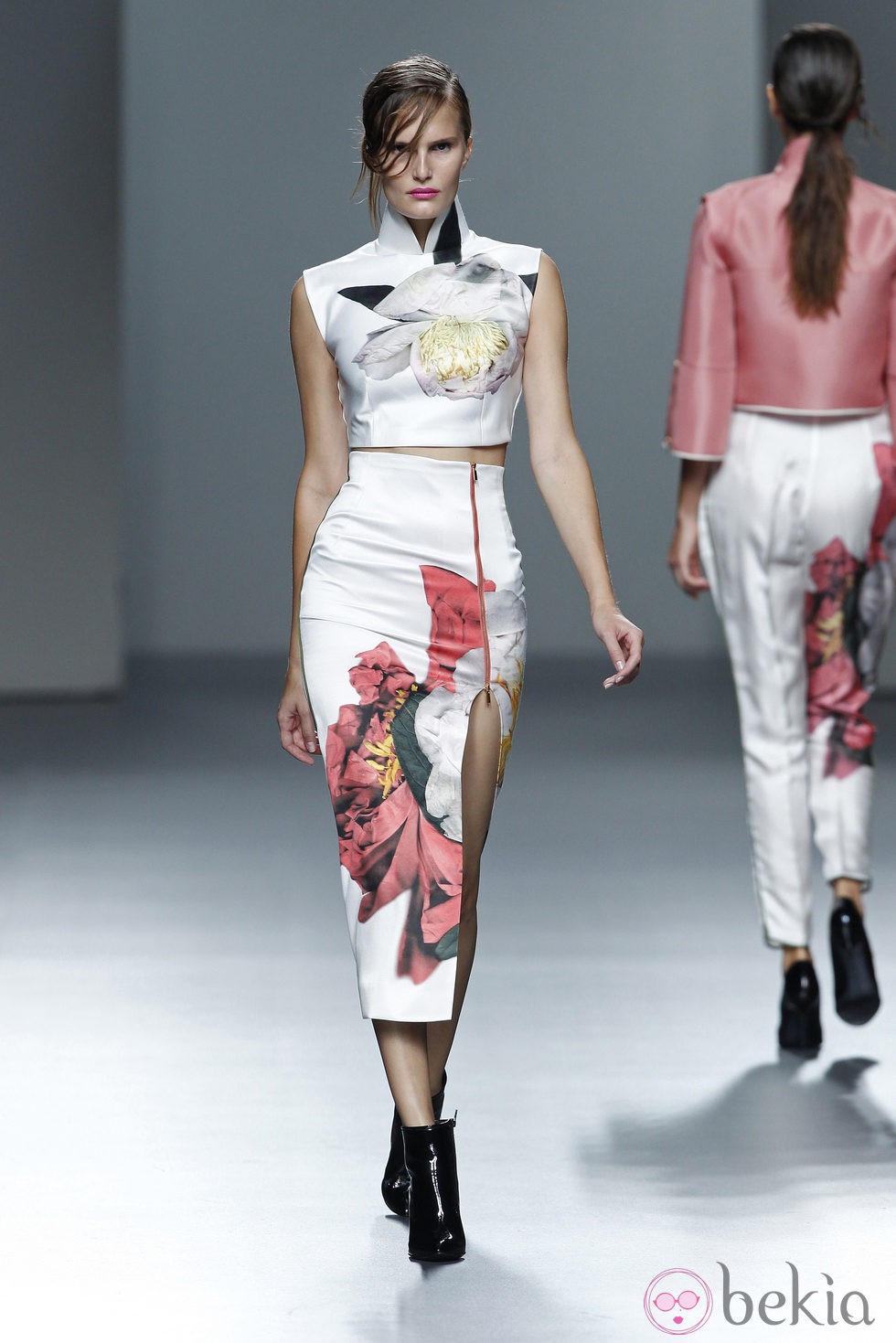 Falda larga con estampado floral de la colección Juan Vidal primavera/verano 2014 en Madrid Fashion Week