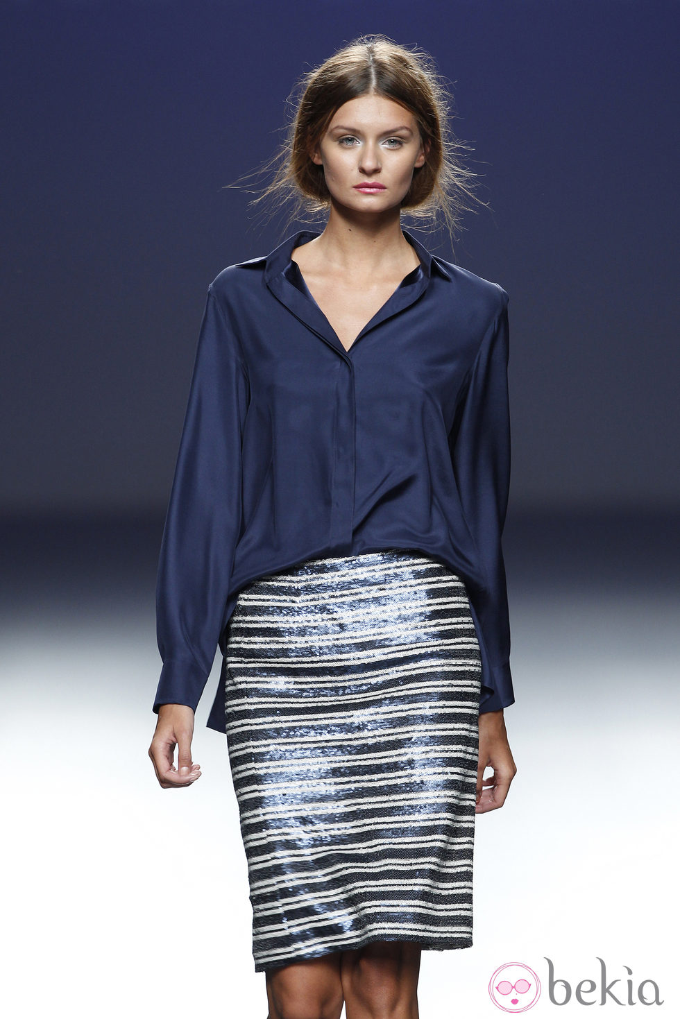 Falda a rayas de la colección primavera/verano 2014 de Diego Estrada en el EGO Madrid Fashion Week