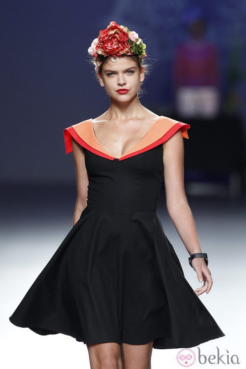Vestido negro de la colección primavera/verano 2014 de Lady Cacahuete en el EGO Madrid Fashion Week