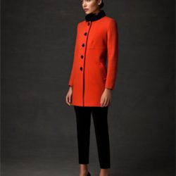 Abrigo rojo de la colección 'Heritage' de Cortefiel