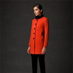Abrigo rojo de la colección 'Heritage' de Cortefiel