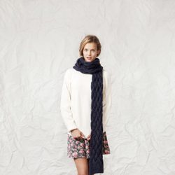 Jersey y falda de la línea Grey Flowers de la colección otoño/invierno 2013/2014 de Springfield