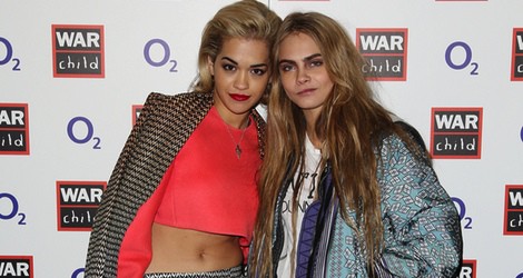 Cara Delevingne y Rita Ora en los War Child Brit Awards 2013
