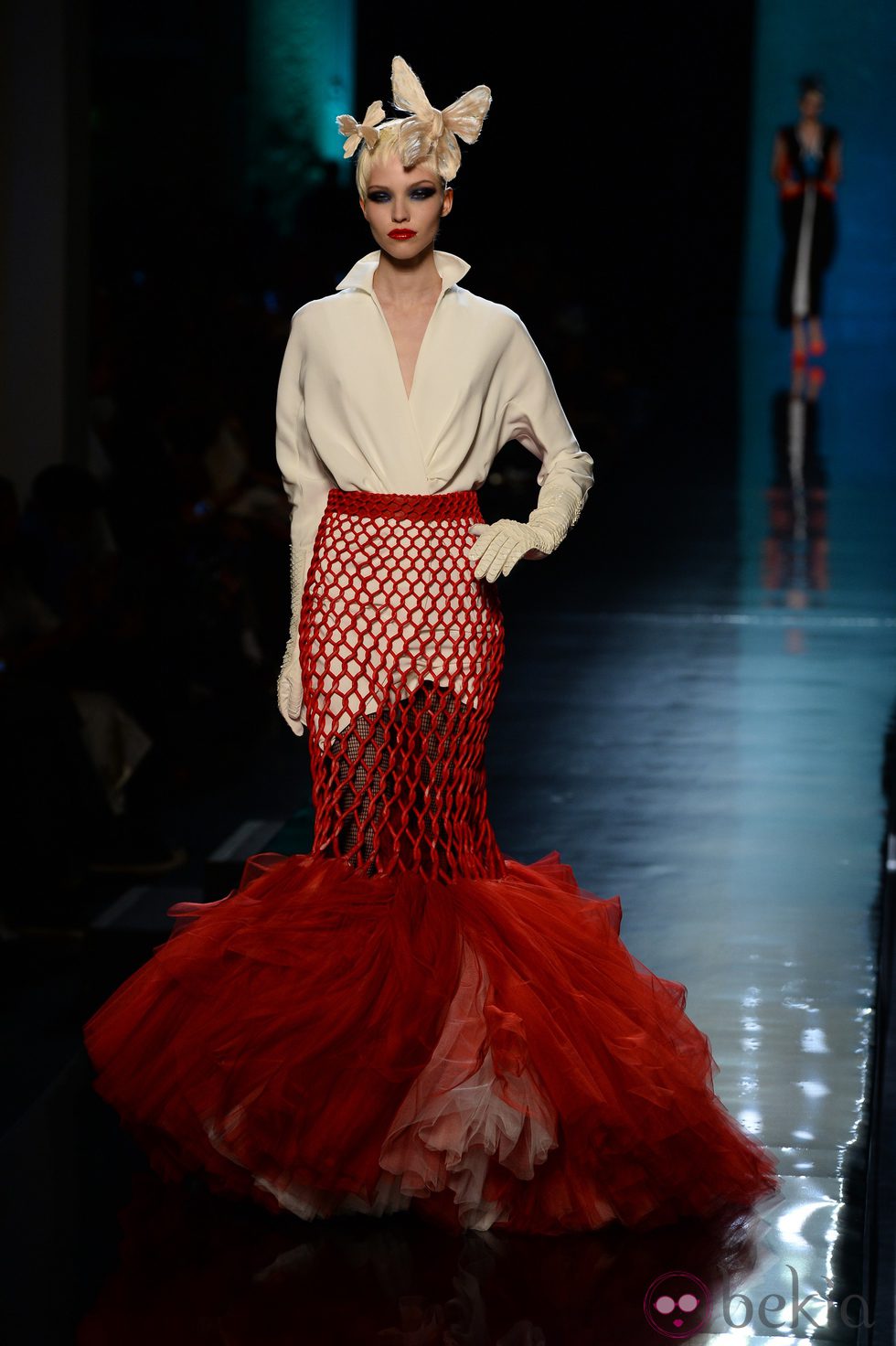 Falda de red de la colección primavera/verano 2014 Alta Costura de Jean Paul Gaultier en la Semana de la Moda de París