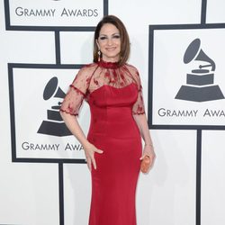 Gloria Stefan con un vestido de Gustavo Cadile en la alfombra roja de los Premios Grammy 2014