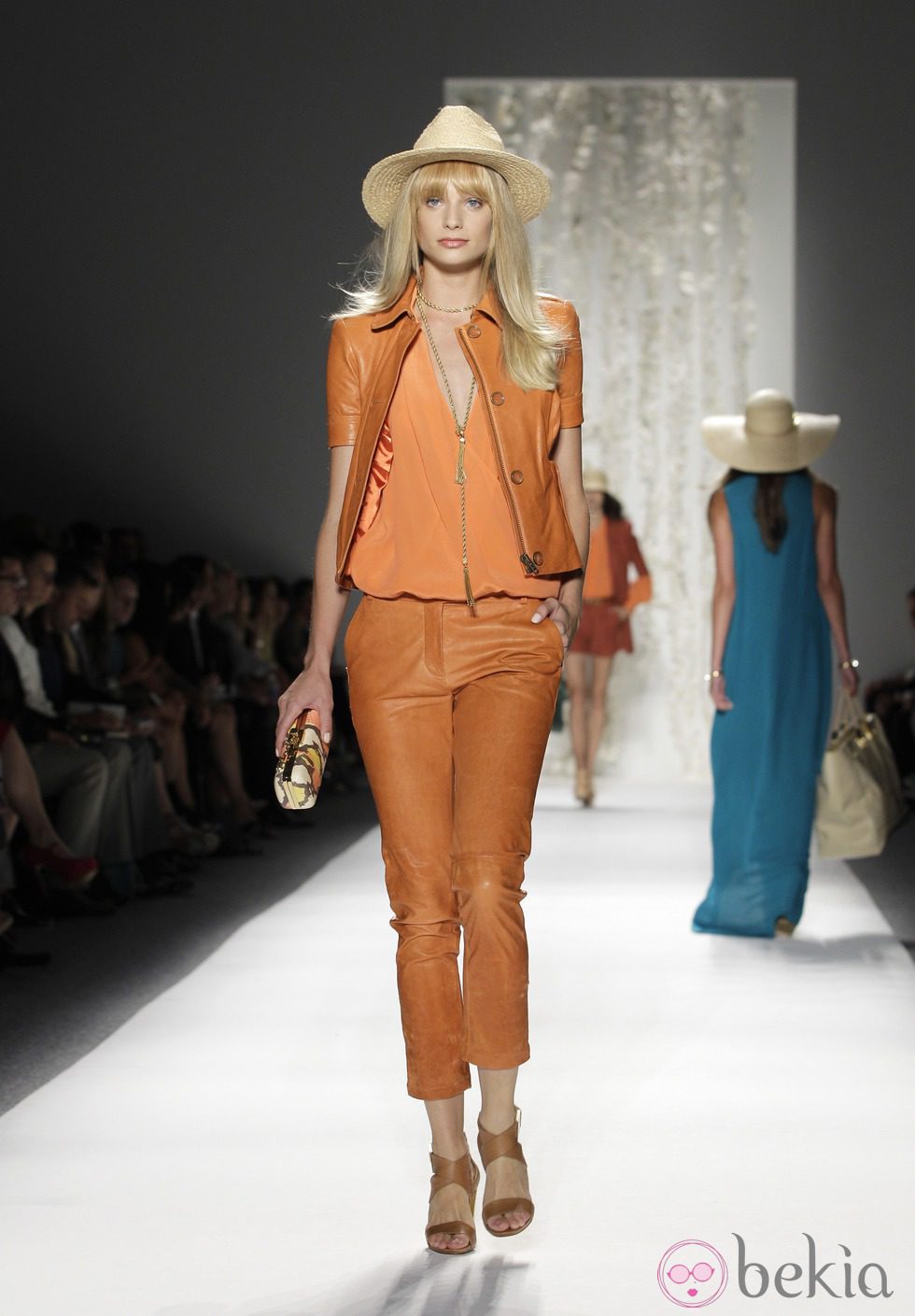 Look naranja del desfile primavera/verano 2014 de Rachel Zoe en la Semana de la Moda de Nueva York