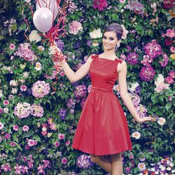 Norma Ruiz con un vestido rojo de la colección primavera/verano 2014 de Barbarella