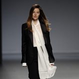 Traje de pantalón de la colección otoño/invierno 2014/2015 de Ángel Schlesser en Madrid Fashion Week