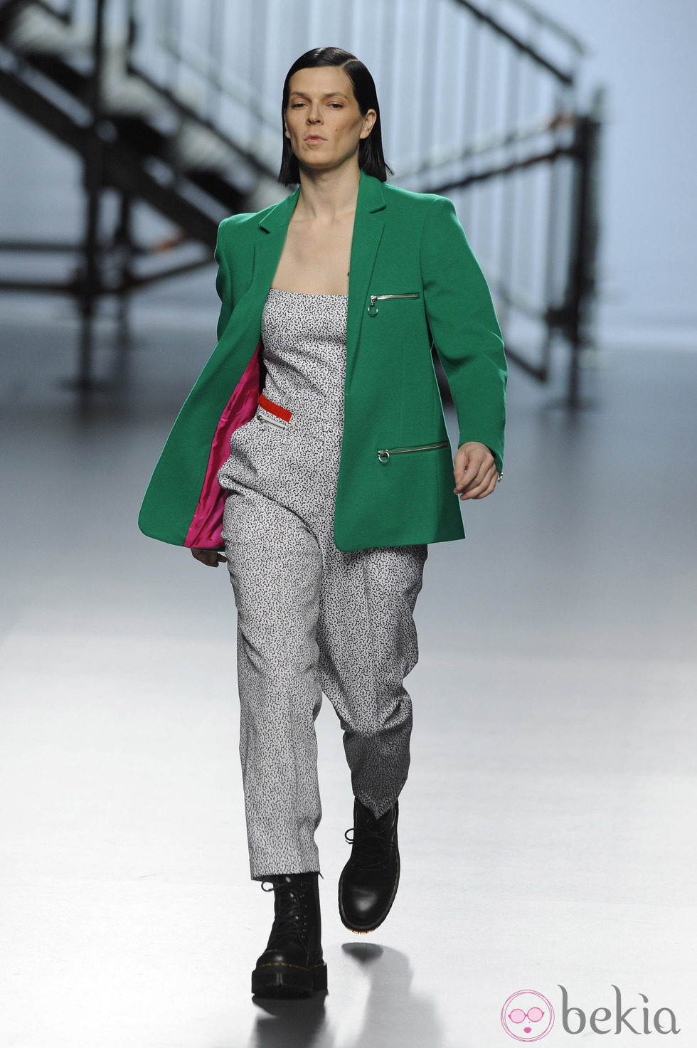 Bimba Bosé abre el desfile de la colección otoño/invierno 2014/2015 de Davidelfin en Madrid Fashion Week
