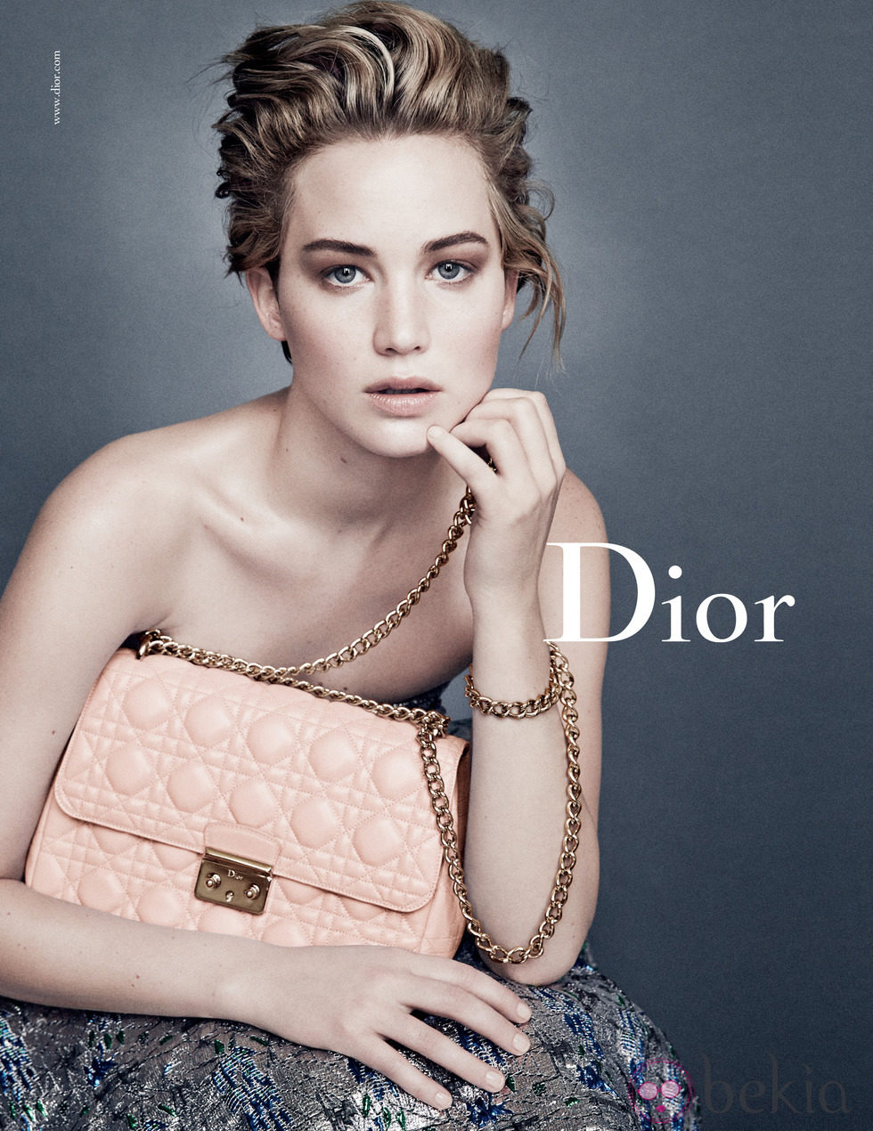 Jennifer Lawrence, imagen del bolso 'Miss Dior' de Dior