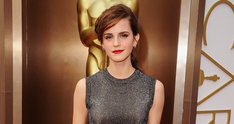 Emma Watson vestida de Vera Wang en la alfombra roja de los Premios Oscar 2014