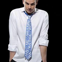 Raúl con una corbata azul de la colección 'Pajaritas y Corbatas 2014' de Arquímedes Llorens
