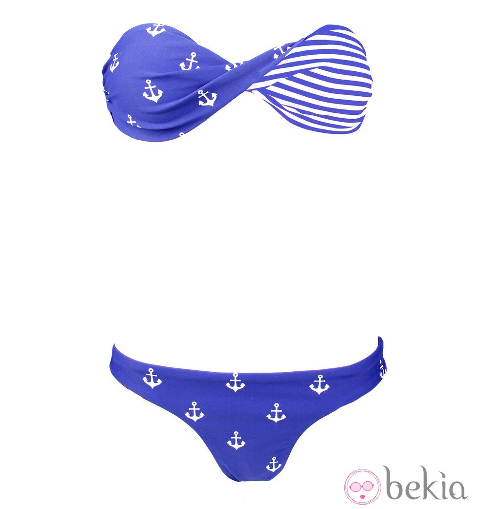 Bikini bandeau con estampado marinero de la colección de baño de Bershka 2014