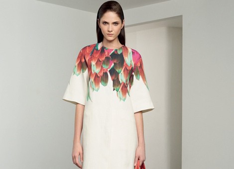 Vestido de manga ancha con estampado de hojas trpocales de la colección 'Ready to wear' 2014 de Longchamp
