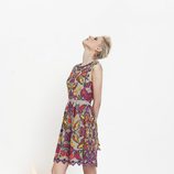 Vestido con bordado multicolor de la colección primavera/verano 2014 de VAN-DOS
