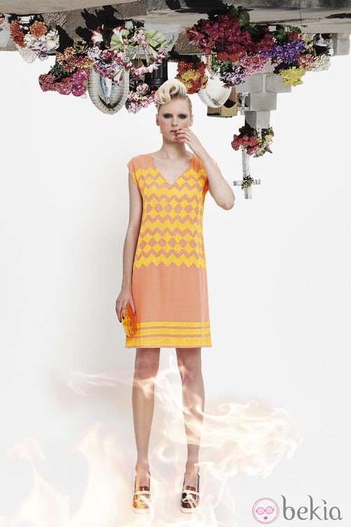 Vestido naranja y amarillo de la colección primavera/verano 2014 de VAN-DOS