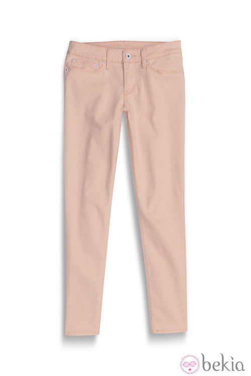 pantalón vaquero de pitillo en rosa pastel de la colección primavera/verano 2014 de Levi's