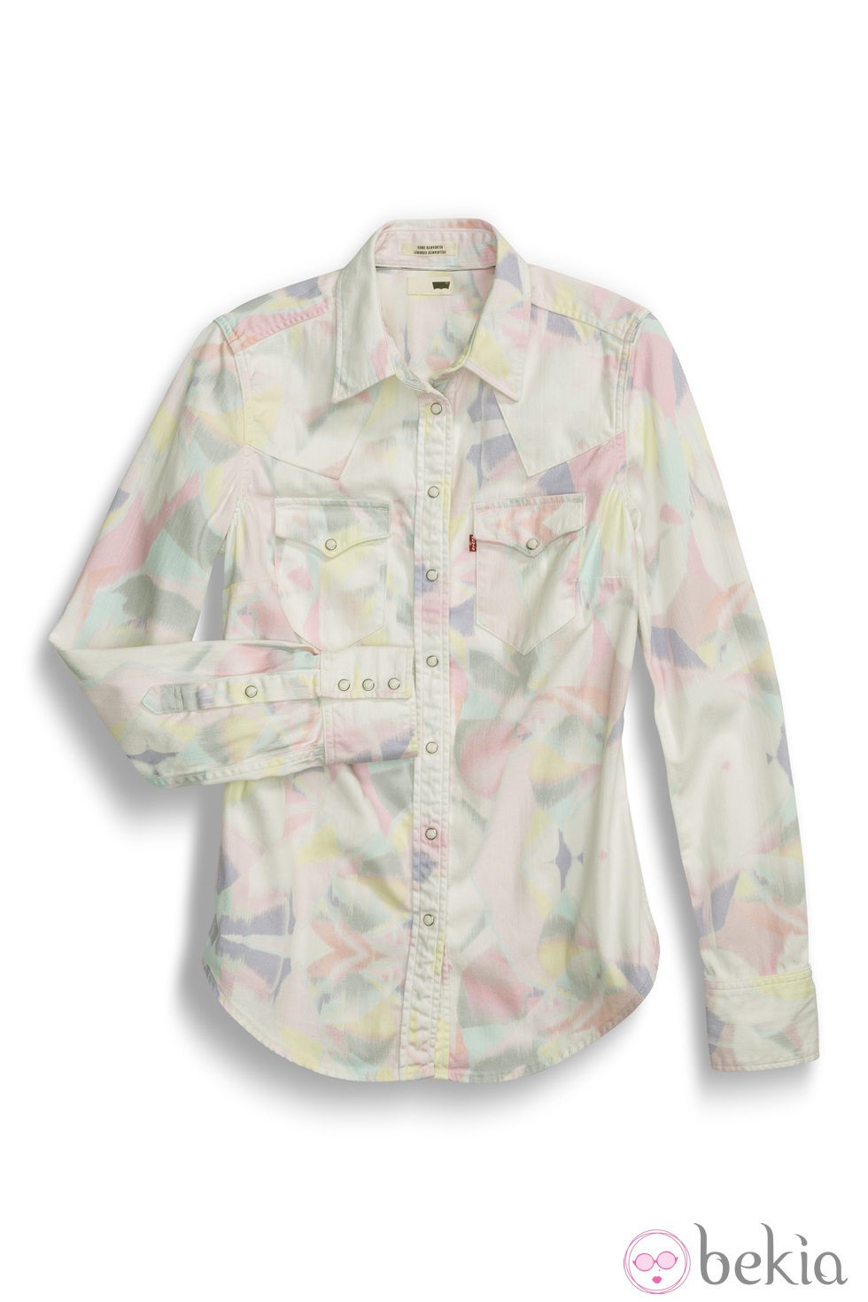 Camisa denim con estampado pixelado de la colección primavera/verano 2014 de Levi's