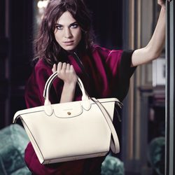 Alexa Chung protagoniza la nueva campaña de Longchamp para otoño 2014