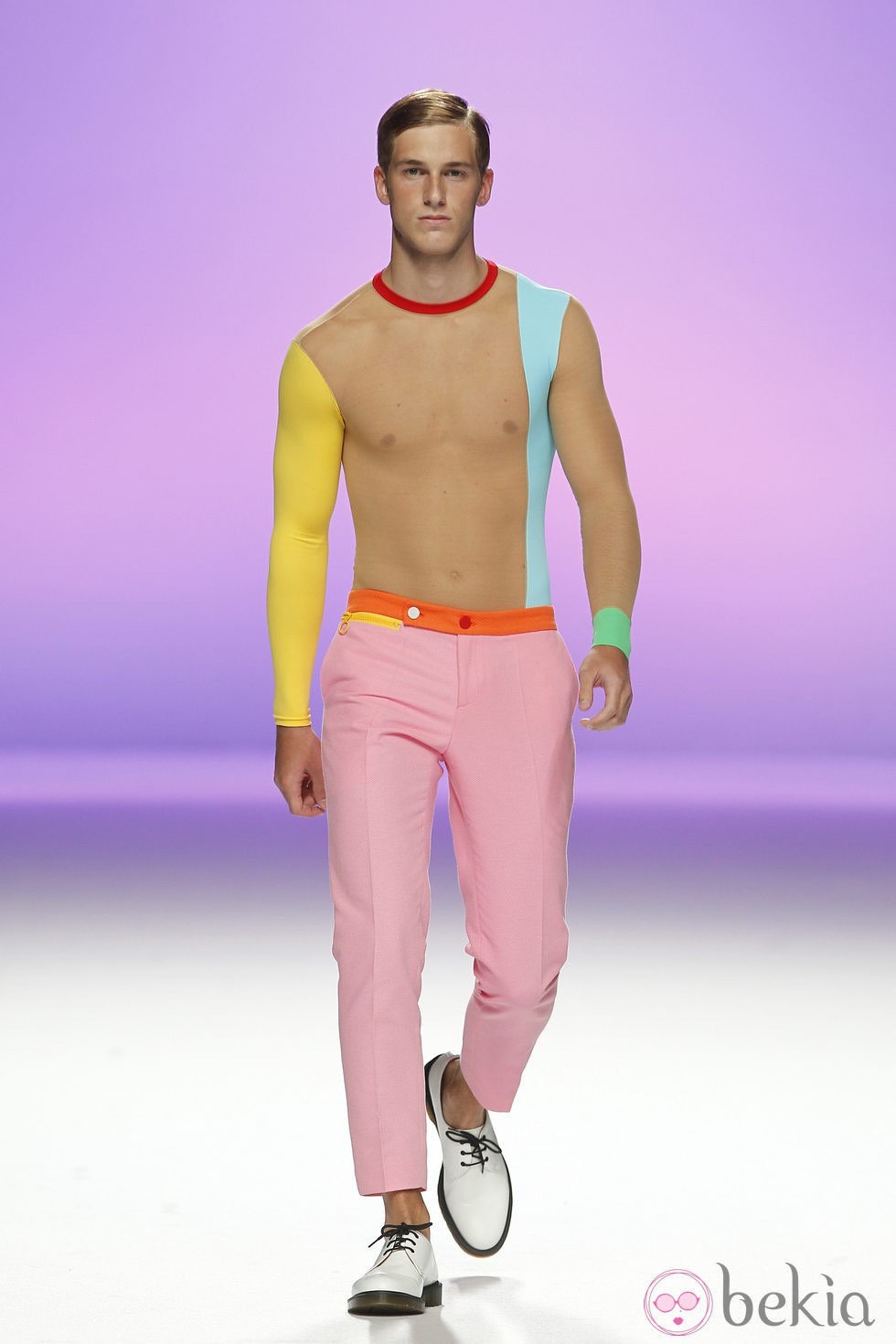 Pantalón rosa para hombre de Davidelfín, colección primavera 2012
