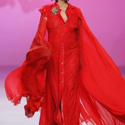 Vestido vaporoso rojo de Montesinos, colección primavera 2012