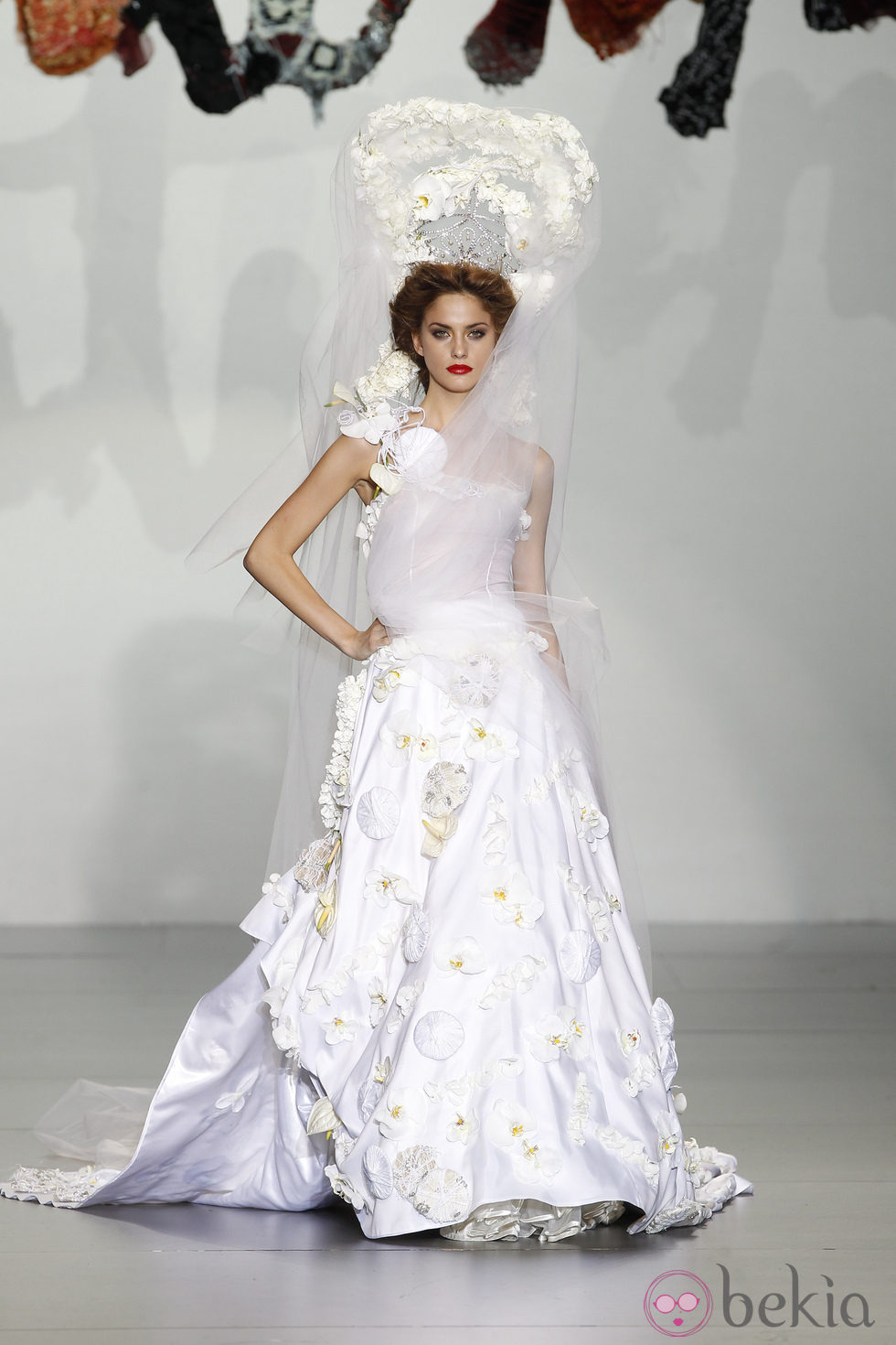 Vestido de novia de Montesinos, colección primavera 2012