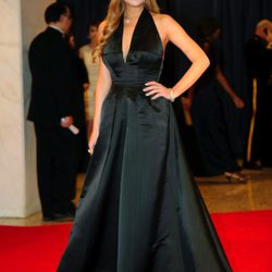 Lindsay Lohan con un elegante vestido de noche