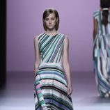 Maxi-vestido de rayas de Devota & Lomba en Madrid Fashion Week primavera/verano 2015