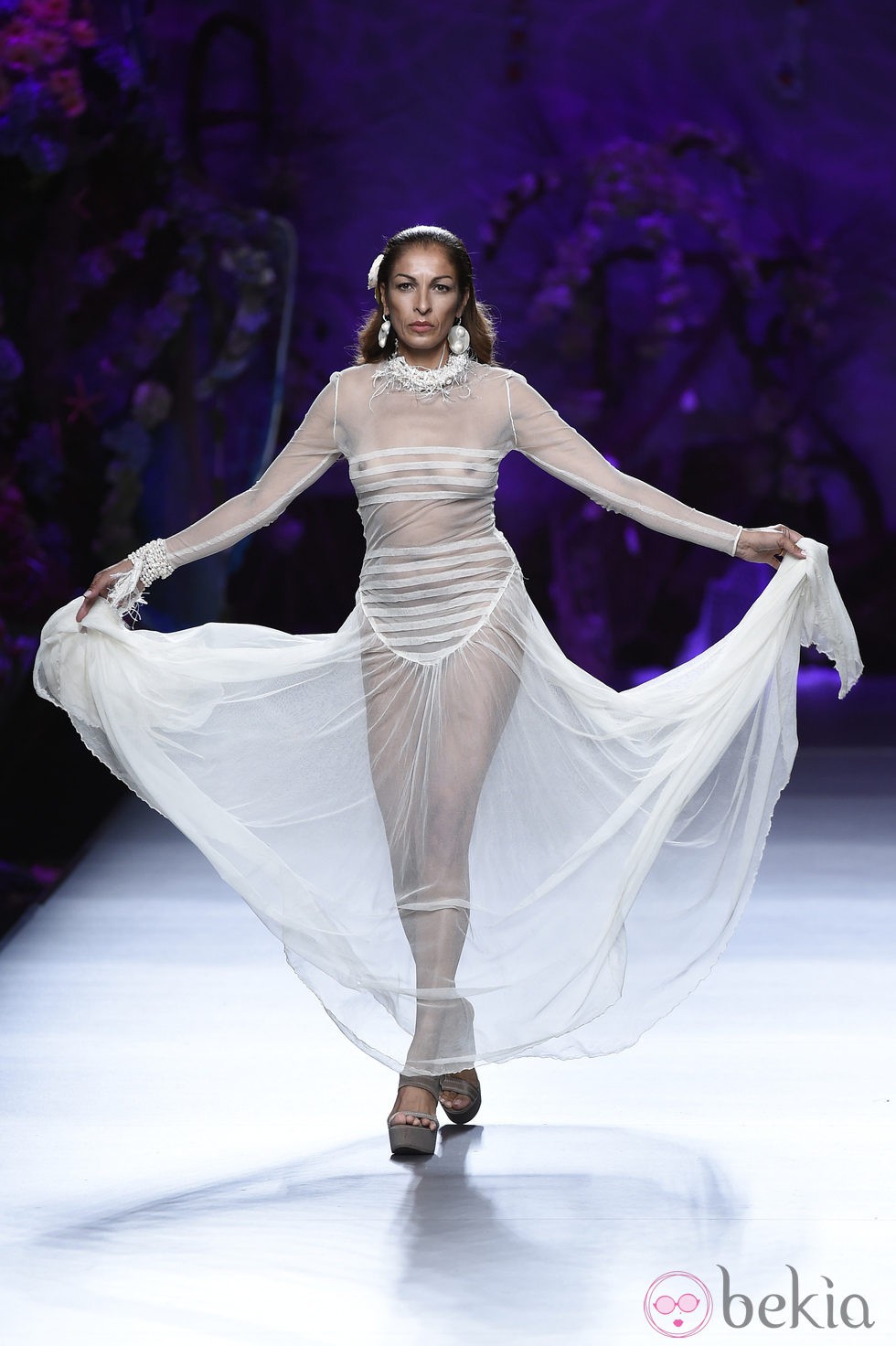 Transparencias en el desfile de Francis Montesinos en Madrid Fashion Week primavera/verano 2015