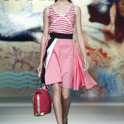 Vestido rosa de Ion Fiz en Madrid Fashion Week primavera/verano 2015