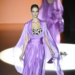 Vestido malva de Hannibal Laguna en Madrid Fashion Week primavera/verano 2015