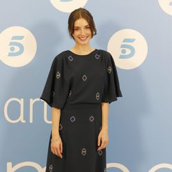 María Valverde en el estreno de 'Hermanos' con un vestido de &Other Stories