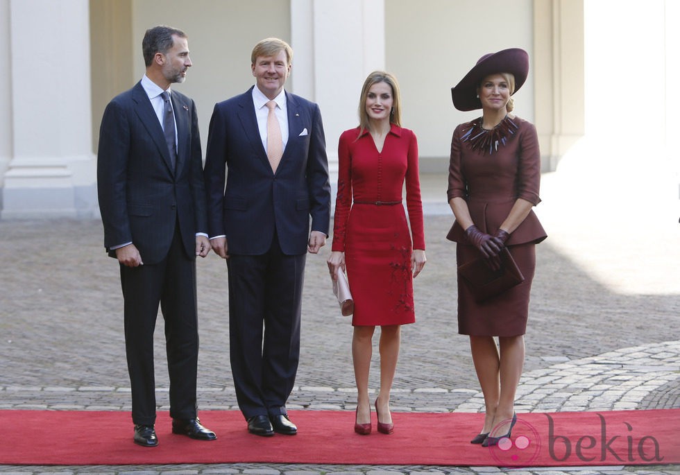 Los Reyes de Holanda reciben a los Reyes Felipe y Letizia en su viaje a los Países Bajos