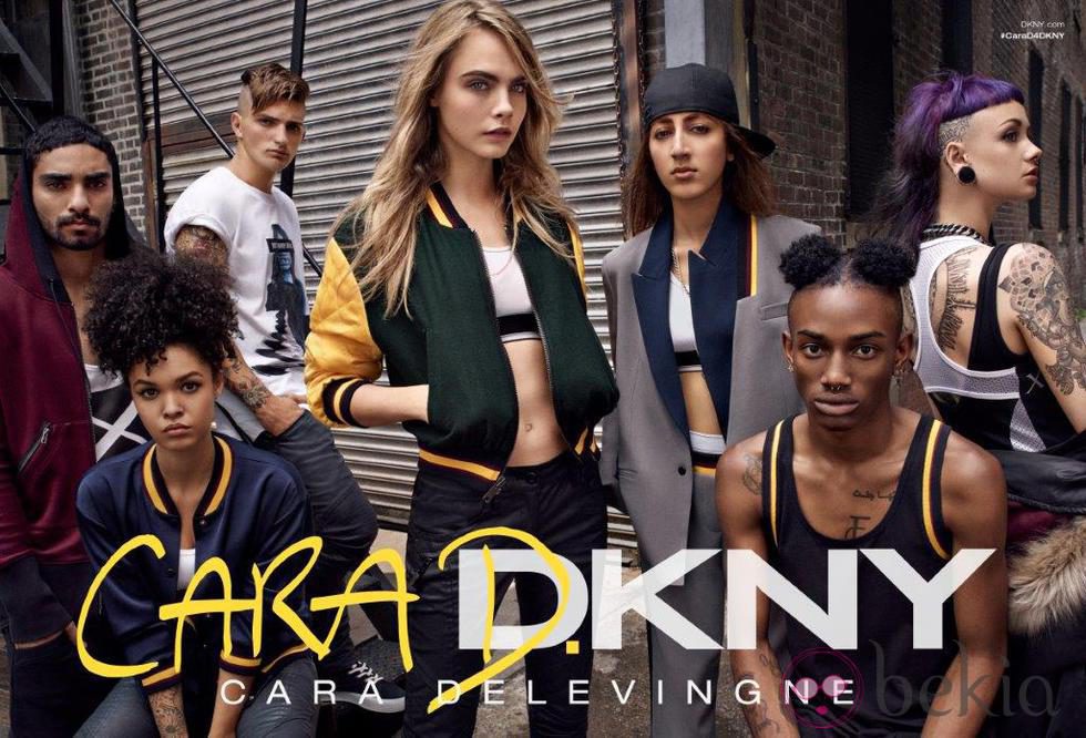 Cara Delevingne presenta su nueva colección para DKNY