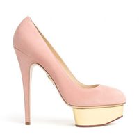 Zapatos rosas de ante con plataforma, de Charlotte Olympia
