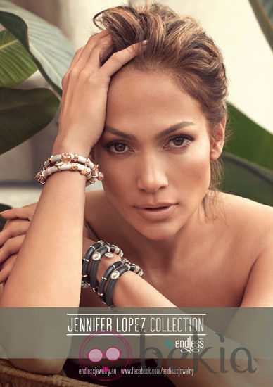 Jennifer Lopez presenta su colección primavera/verano 2015 para Endless Jewelry