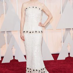 Julianne Moore posa en la alfombra roja con un vestido de Chanel