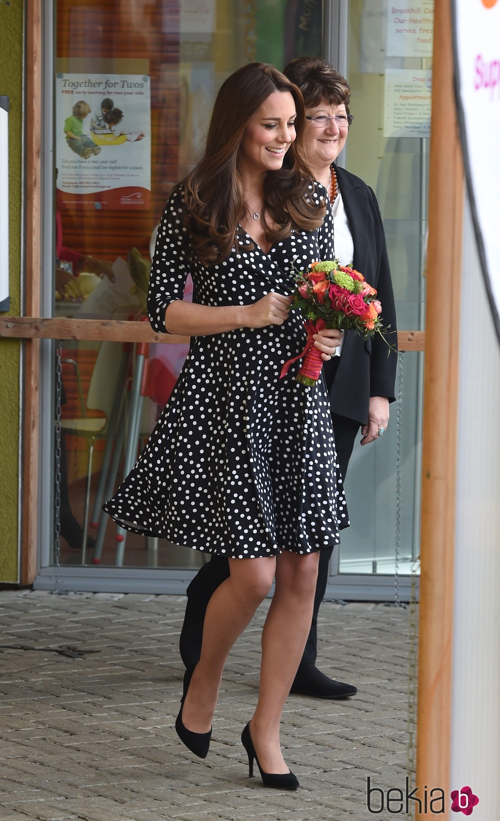 Kate Middleton con vestido de lunares de Asos Maternity