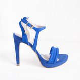 Sandalia Agatha azul aciano de la colección primavera/verano 2015 de Barbarella